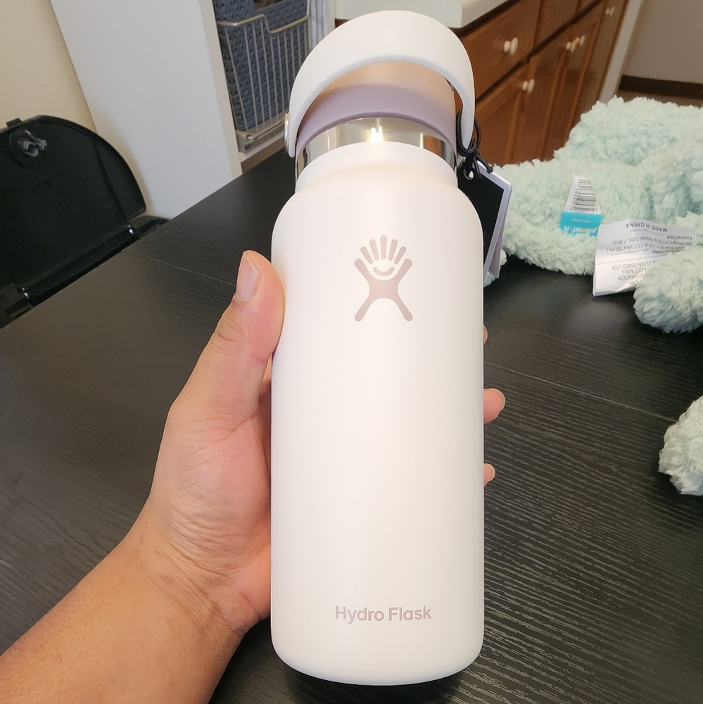 Juneberry Hydro Flask 32 oz special edition
